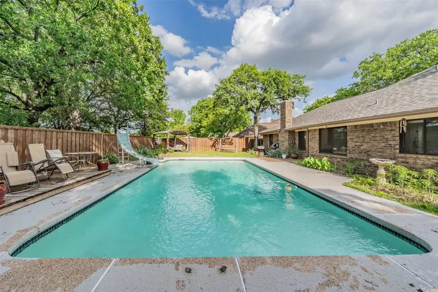 7525 Woodhaven Drive, North Richland Hills, TX 76182 - #2