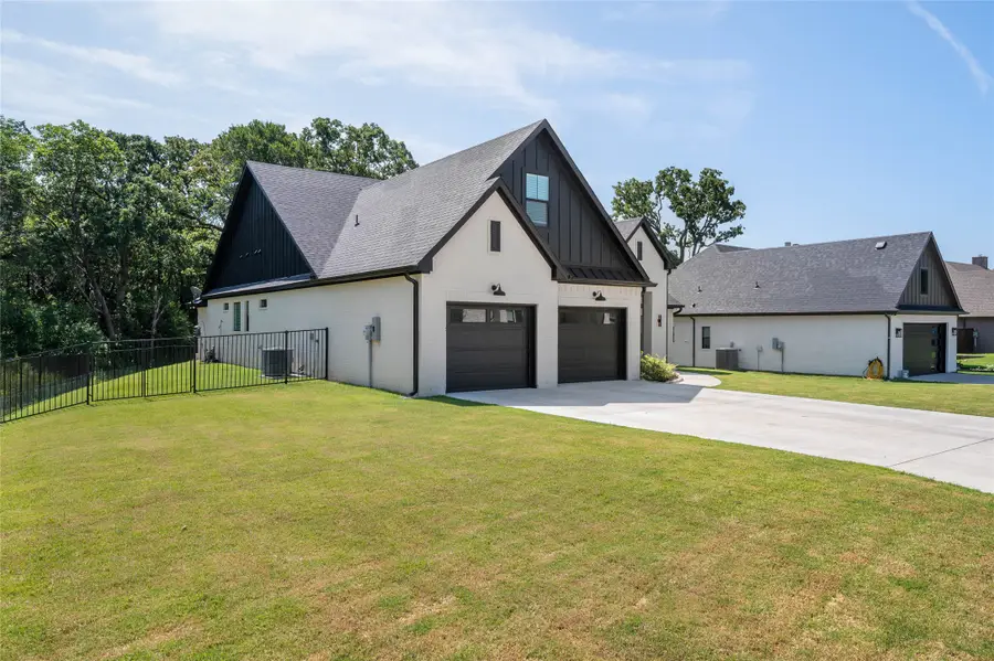 160 Bent Oak Drive, Pottsboro, TX 75076 - #3