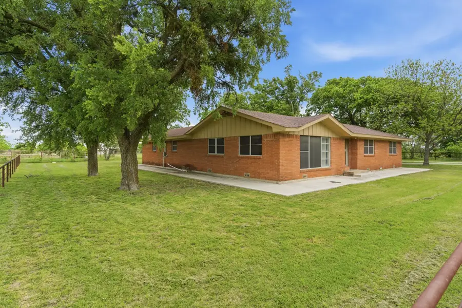 2199 Illinois Street, New Fairview, TX 76078 - #2