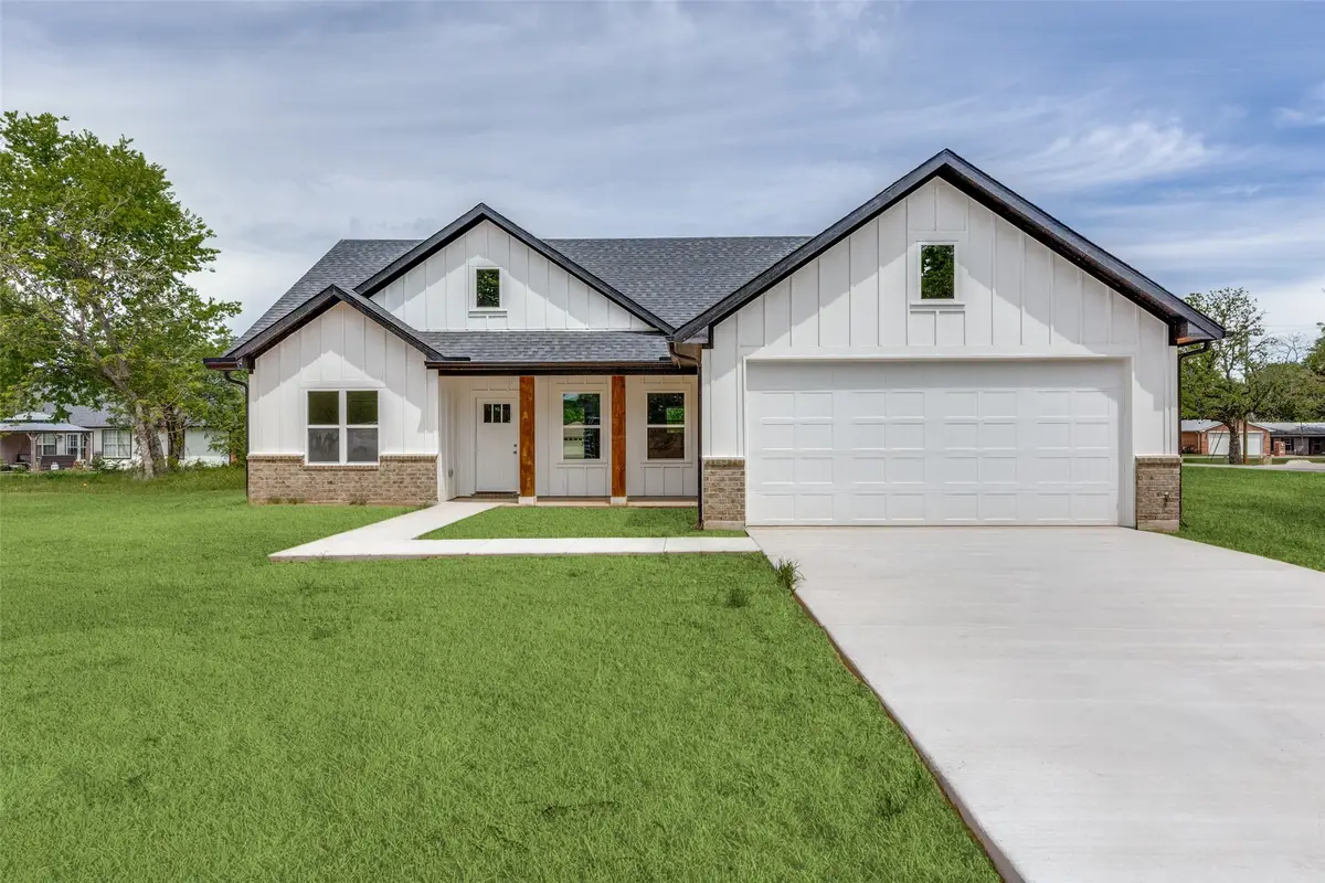 4000 Tahoe Court, Granbury, TX 76048 - #1