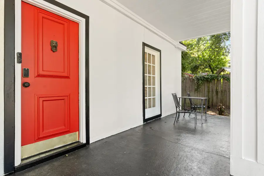 1504 Maple Street, Irving, TX 75060 - #2