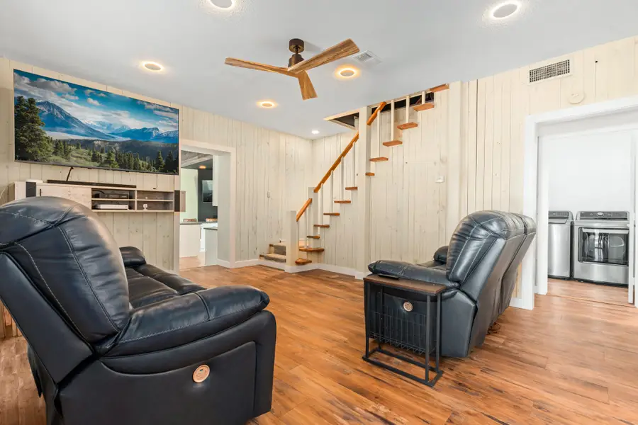 1504 Maple Street, Irving, TX 75060 - #3