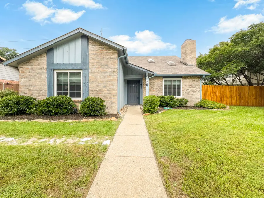 767 Dove Circle, Lewisville, TX 75067 - #2
