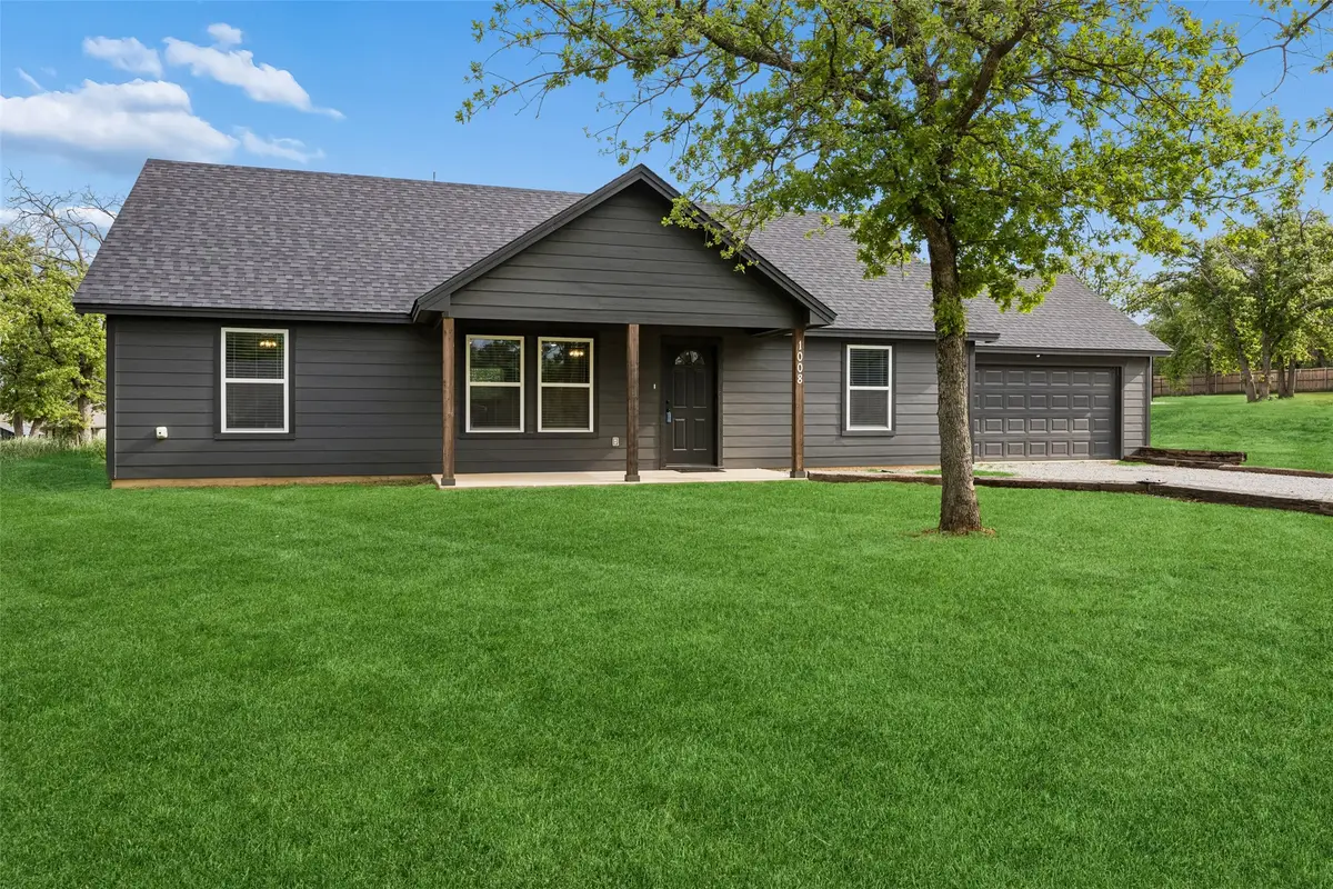 1008 Hereford Drive, Springtown, TX 76082 - #1