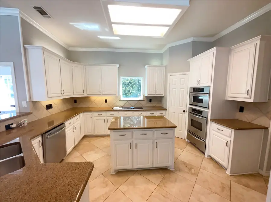 2400 Creekview Drive, Plano, TX 75093 - #3