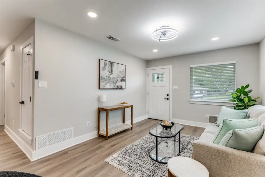 5848 Fursman Avenue, Fort Worth, TX 76114 - #3