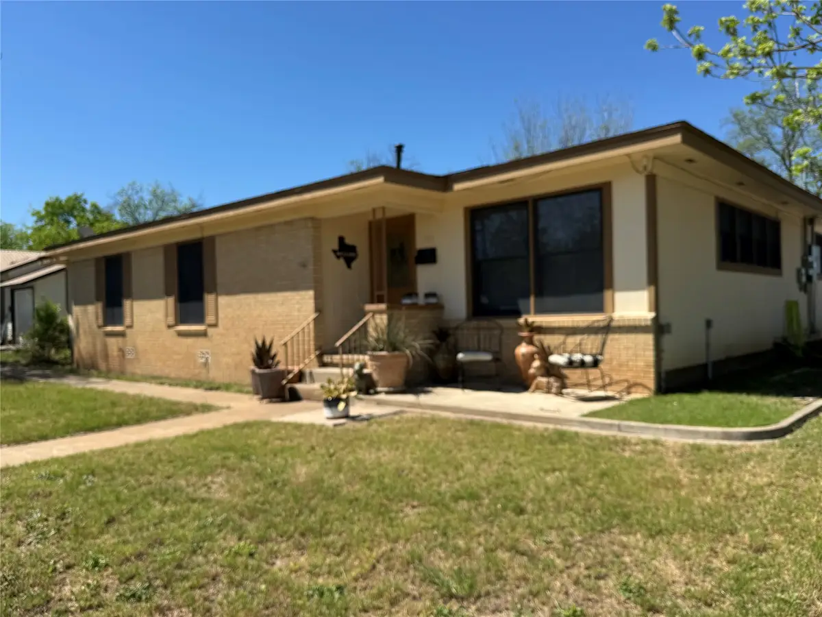 1900 S Walnut Street, Brady, TX 76825 - #1