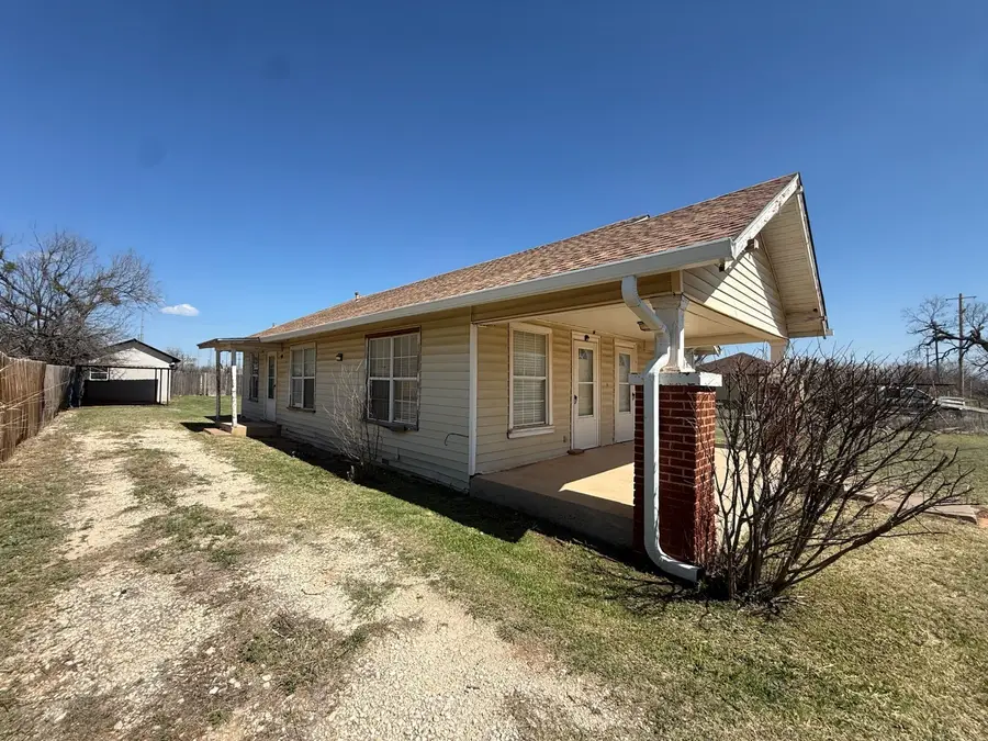 618 12th, Anson, TX 79501 - #3