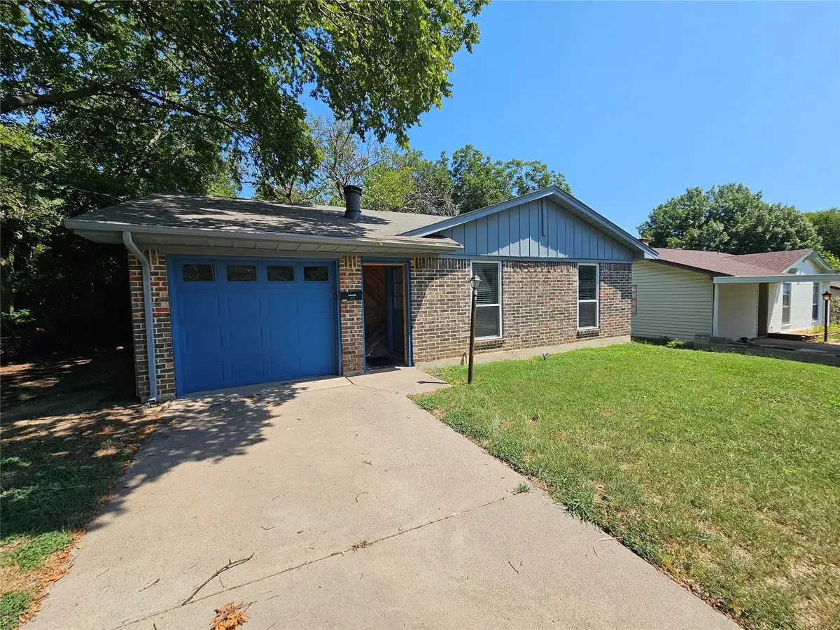 10377 Country Club Drive, Dallas, TX 75218 - #1