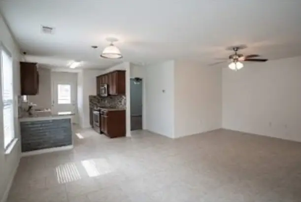 823 E College Avenue, Princeton, TX 75407 - #3