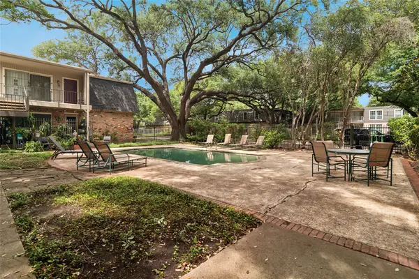 5311 Fleetwood Oaks Avenue #163, Dallas, TX 75235