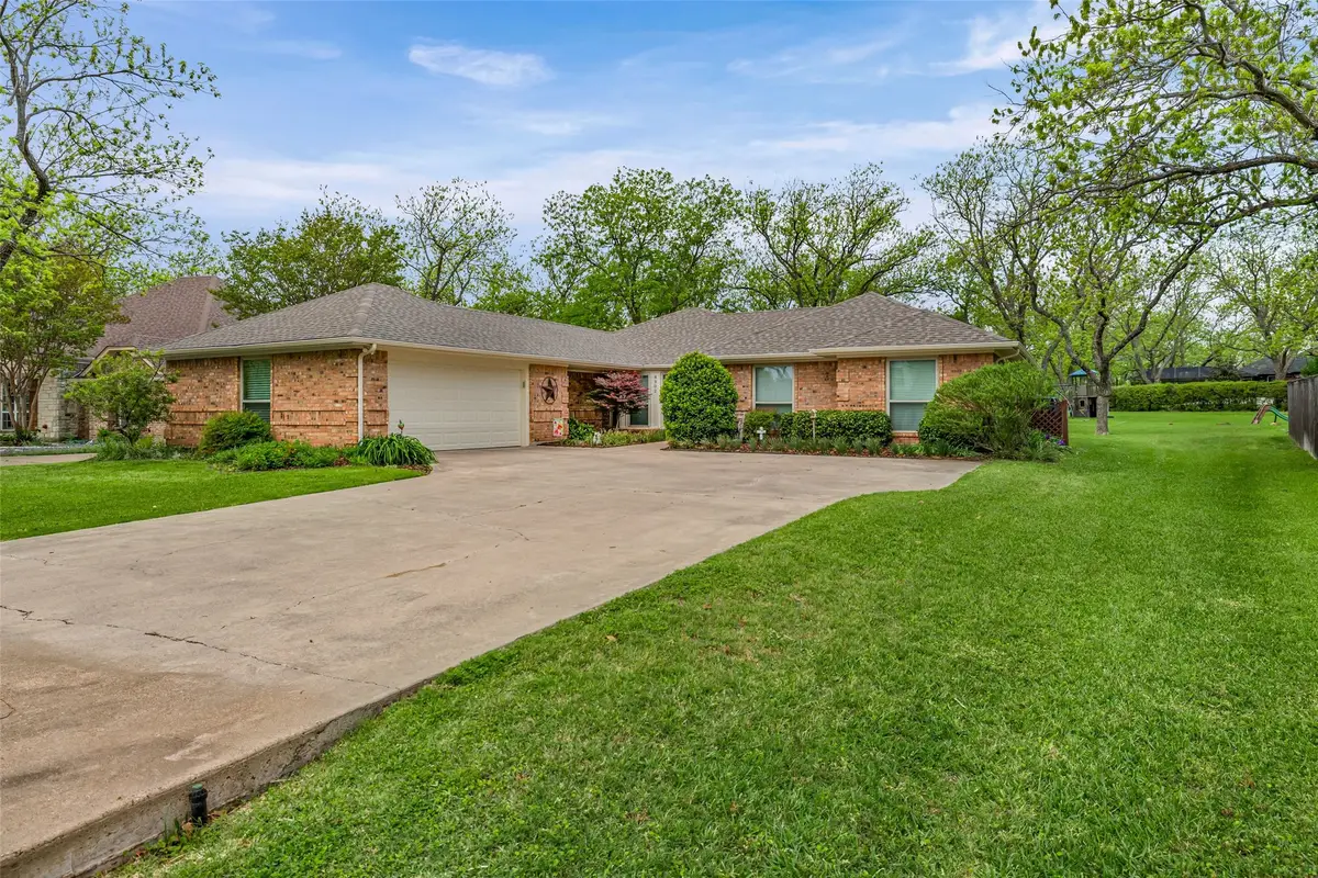 8902 Woodlawn Drive, Granbury, TX 76049 - #1