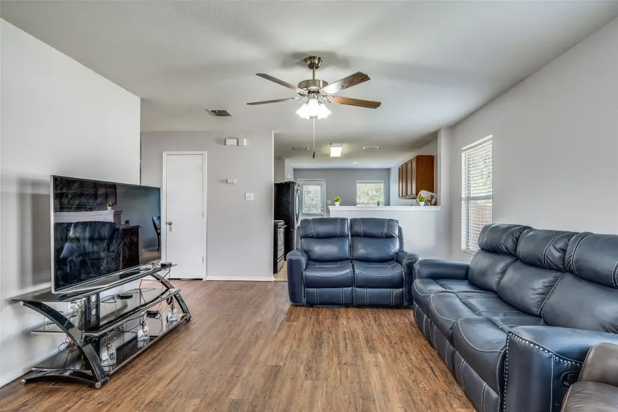 4033 Shawnee Trail, Heartland, TX 75126 - #2