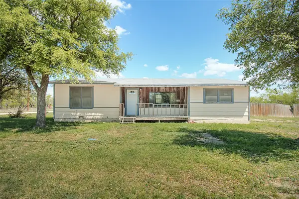 502 Barnett Street, Eden, TX 76837