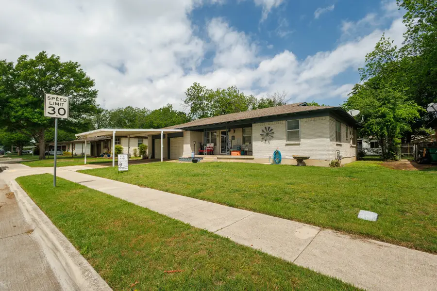 5421 Bonnie Wayne Street, Haltom City, TX 76117 - #3