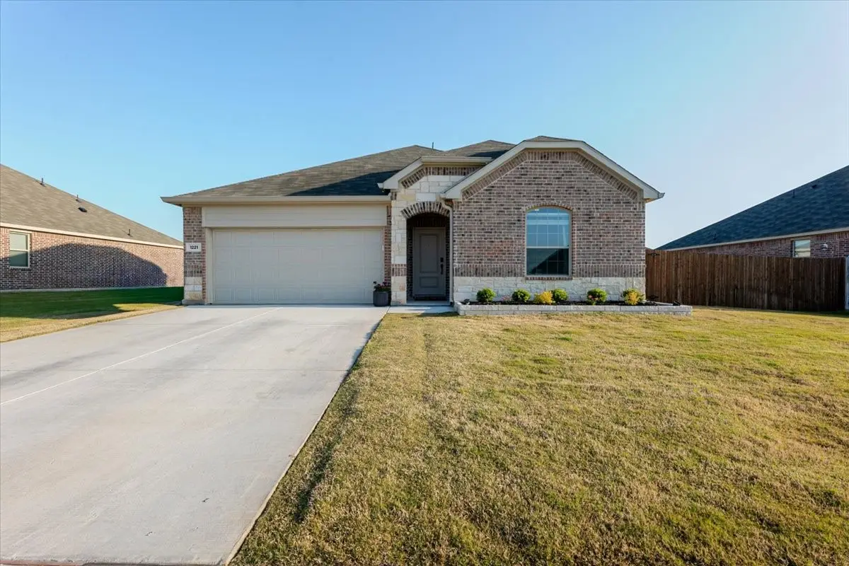 1221 Brazil Street, Azle, TX 76020 - #1