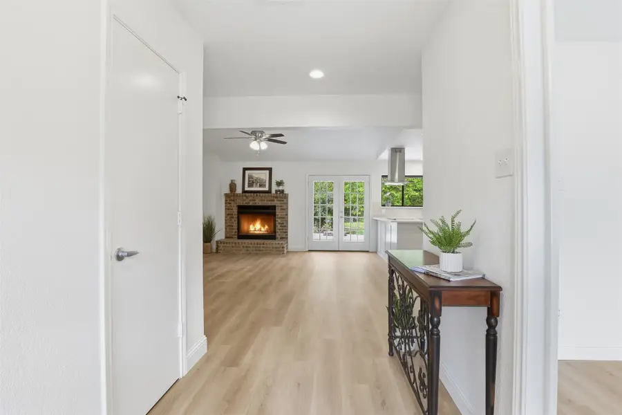 300 Hidden Valley Drive, Aledo, TX 76008 - #3