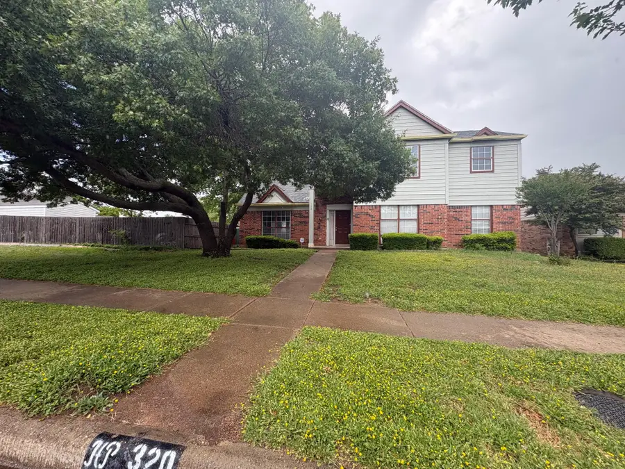 320 W Williams Street, Cedar Hill, TX 75104 - #2