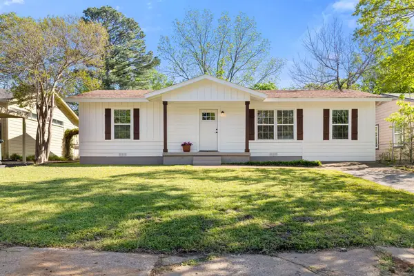1104 Redbud Street, Denison, TX 75020