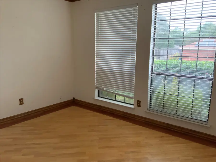 404 Saddle Head Drive, Desoto, TX 75115 - #3