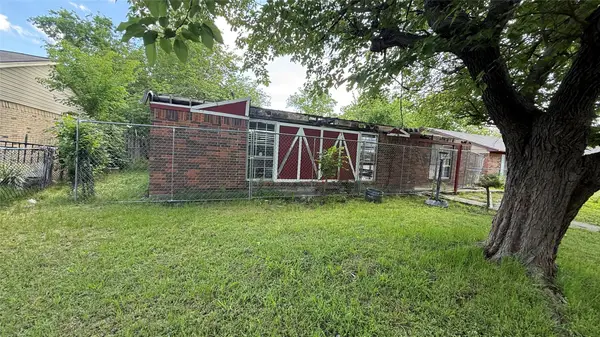 9532 Glengreen Drive, Dallas, TX 75217