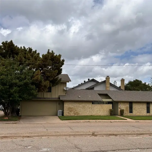 2220 Brigadoon Court, Arlington, TX 76013