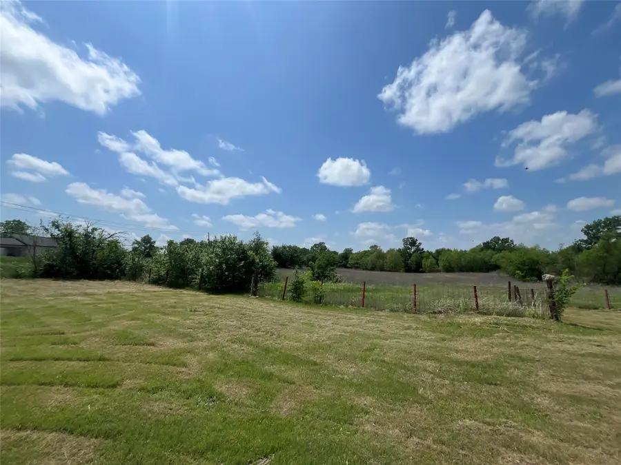 102 Frances Road, Palmer, TX 75152 - #2