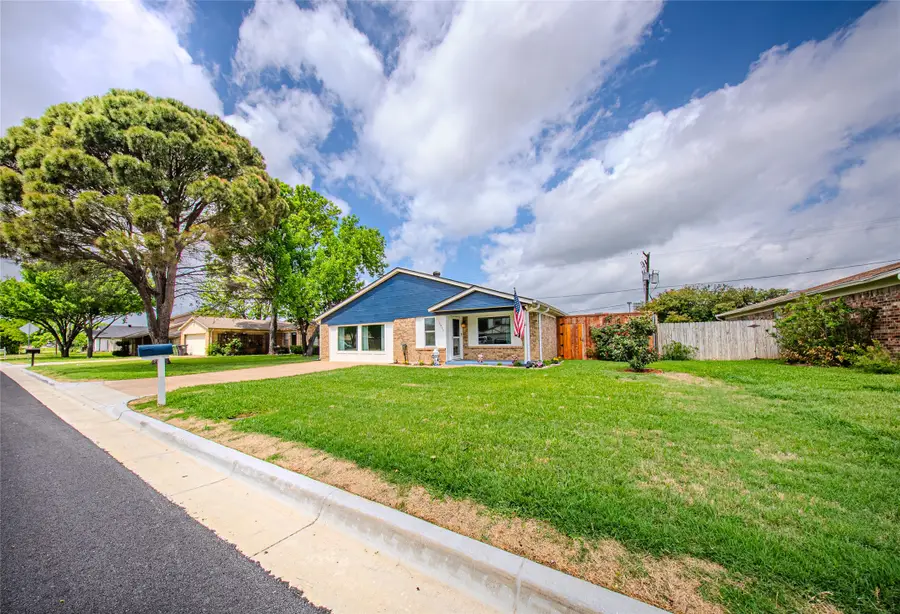 5911 Dangerfield Court, Arlington, TX 76017 - #3