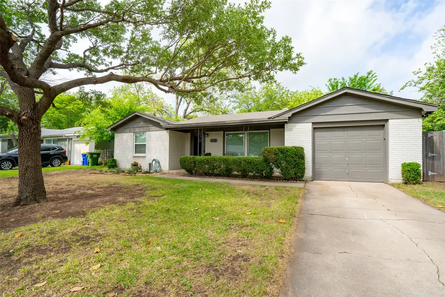 508 Grant Circle, White Settlement, TX 76108 - #2
