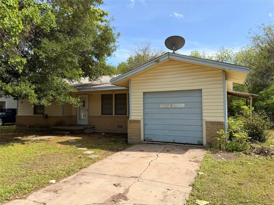 132 S Meadowbrook Street, Robinson, TX 76706 - #2