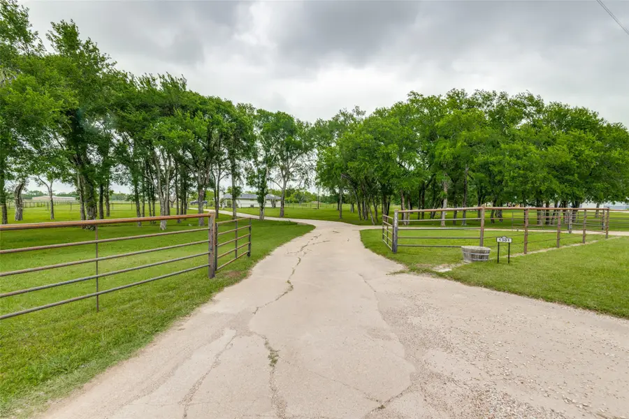 1301 Davis Lane, Terrell, TX 75160 - #2