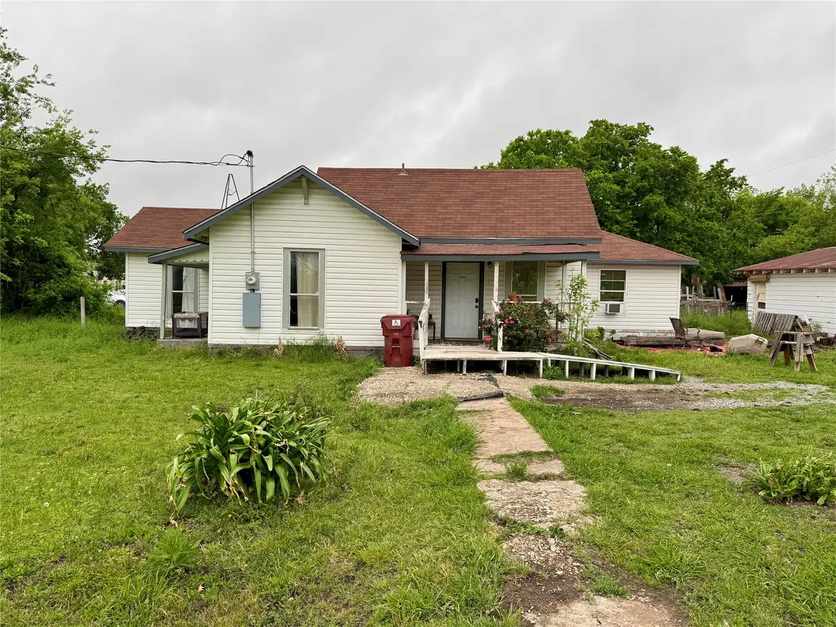 207 S Cedar Street, Leonard, TX 75452 - #1