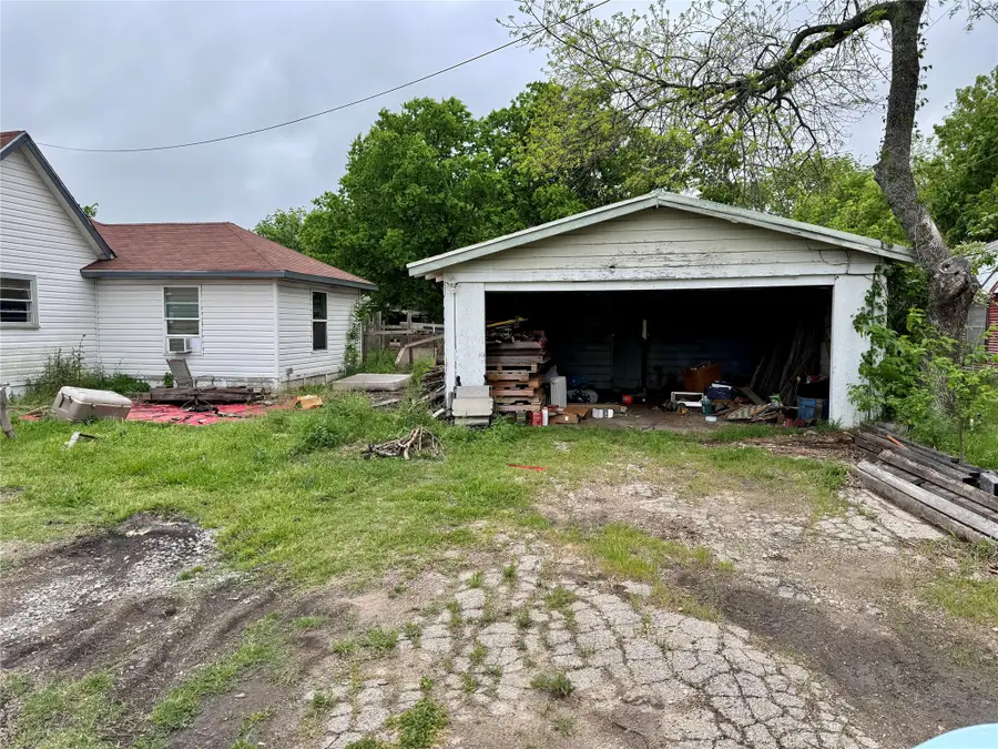 207 S Cedar Street, Leonard, TX 75452 - #3