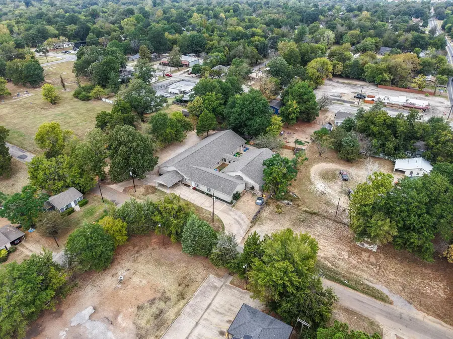 1905 E Price St, Paris, TX 75460 - #3