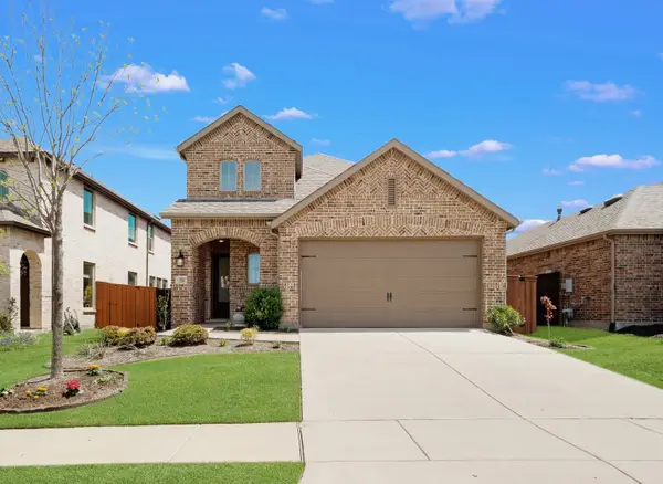 3504 Sweet Grass Drive, Aubrey, TX 76227