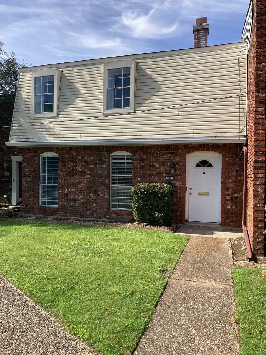908 E Kings Highway, Shreveport, LA 71105 - #2
