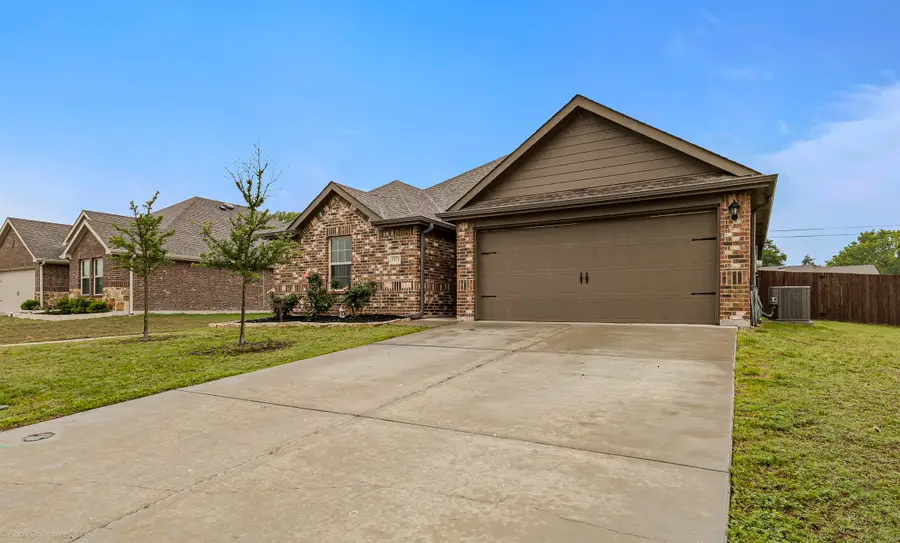 1818 Pecan Valley Drive, Kaufman, TX 75142 - #2