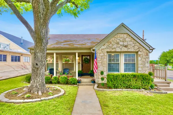 2427 Alco Avenue, Dallas, TX 75211