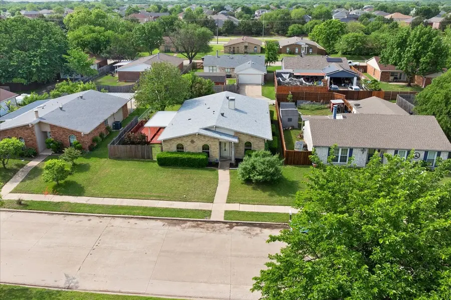 2017 Montana Trail, Grand Prairie, TX 75052 - #2