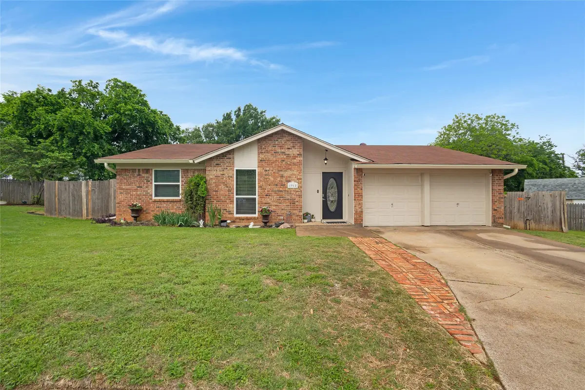 1912 Devonshire Court, Arlington, TX 76015 - #1