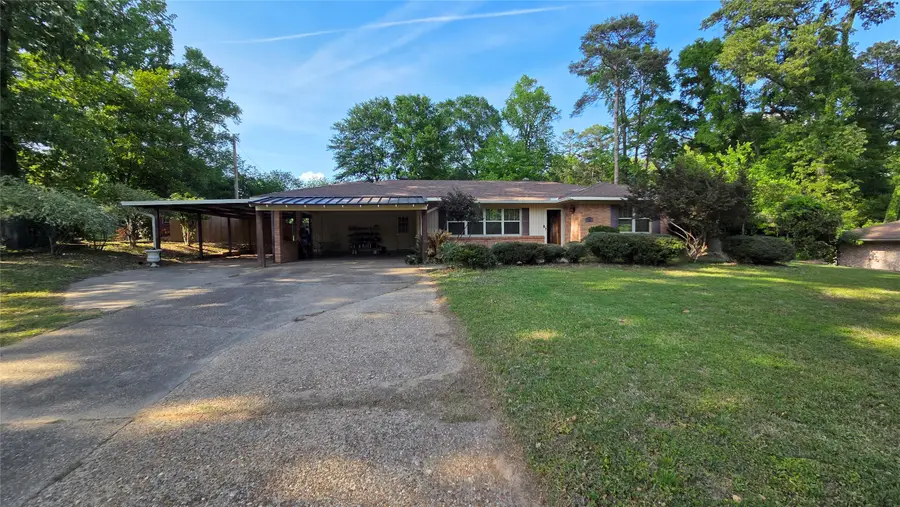 706 Livingston Avenue, Shreveport, LA 71107 - #2