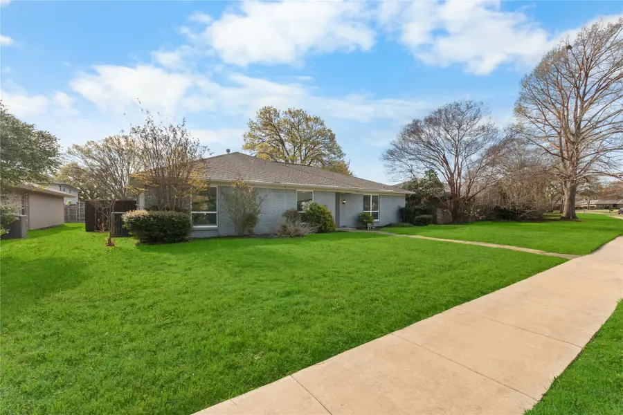 2424 Winterstone Drive, Plano, TX 75023 - #2