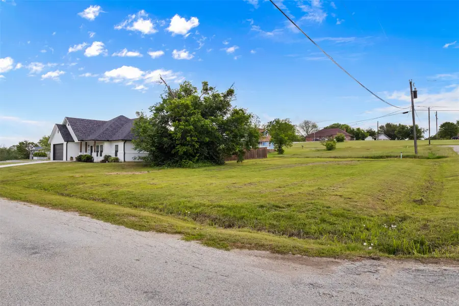 105 & 107 Runaway Bay Drive, Runaway Bay, TX 76426 - #3