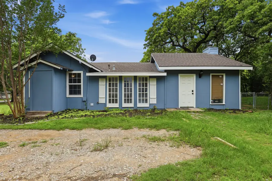 5821 Highland Avenue, Haltom City, TX 76117 - #2
