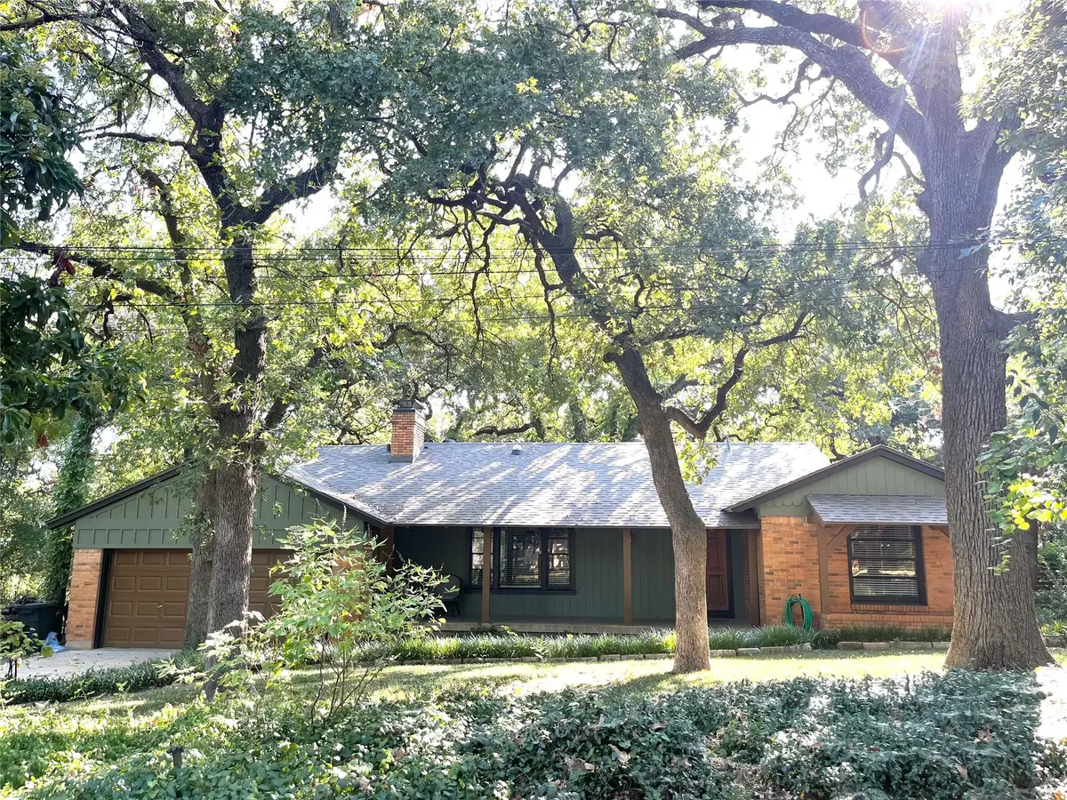 108 Woodland Drive, Irving, TX 75060 - #1