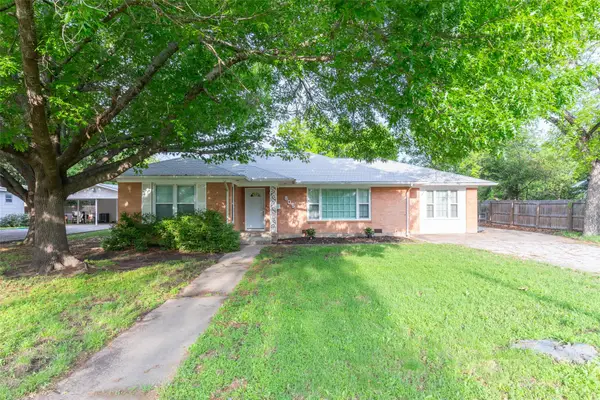 805 S Seaman Street, Eastland, TX 76448