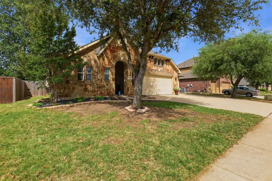 1004 Tara Drive, Burleson, TX 76028 - #2