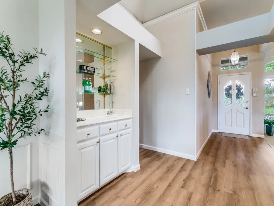 2916 Redwood Drive, Carrollton, TX 75007 - #2