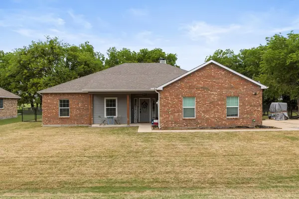 429 Collin Street, Nevada, TX 75173