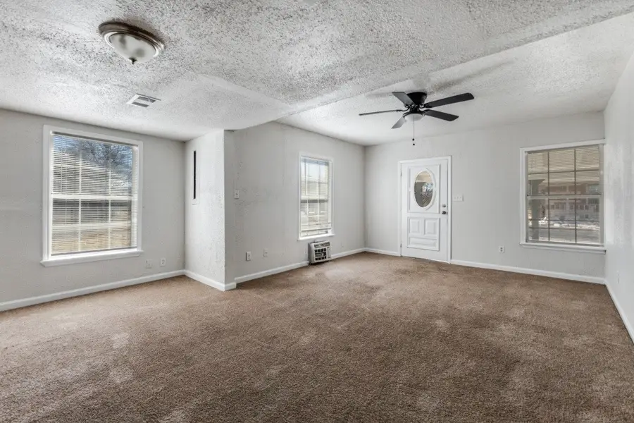 1125 E Palestine Street, Mexia, TX 76667 - #3